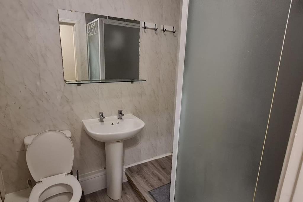 Radcliffe Studio Apartment Nottingham Luaran gambar