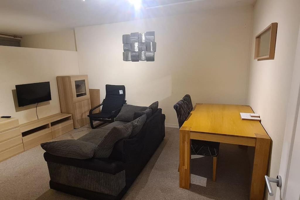 Radcliffe Studio Apartment Nottingham Luaran gambar