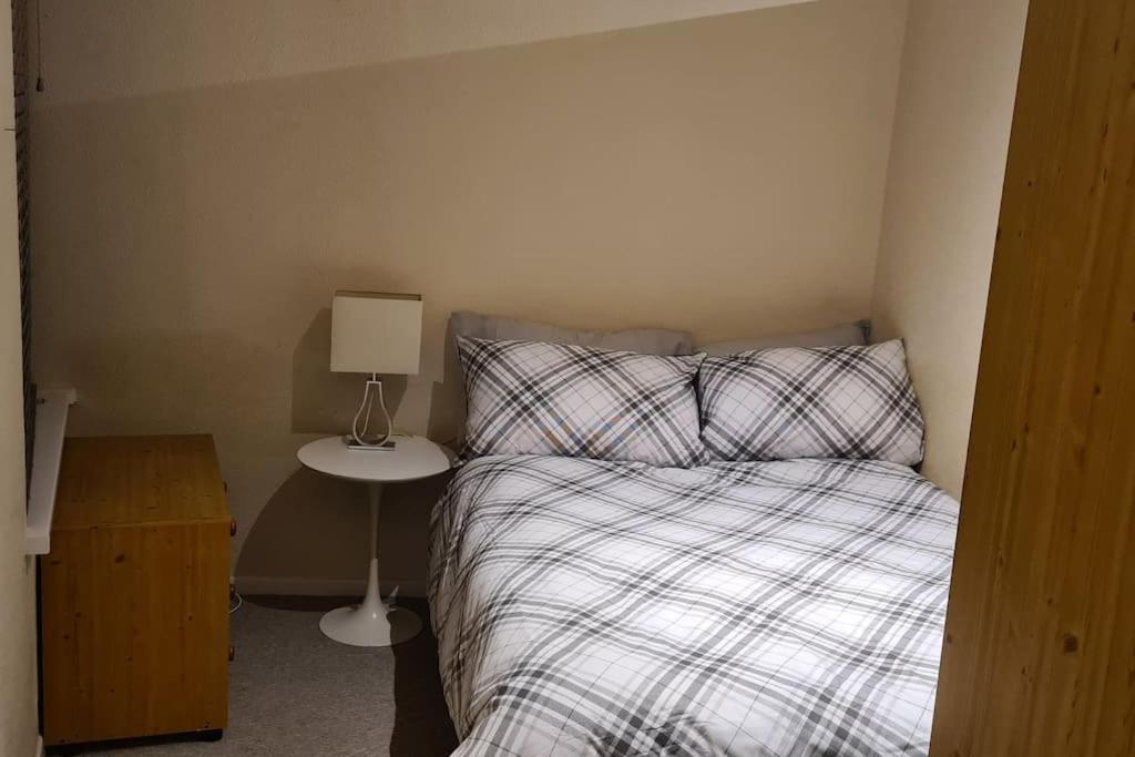 Radcliffe Studio Apartment Nottingham Luaran gambar