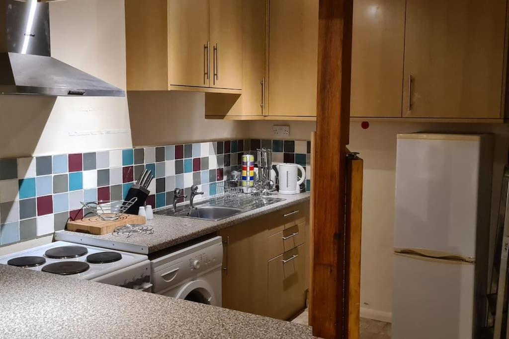 Radcliffe Studio Apartment Nottingham Luaran gambar